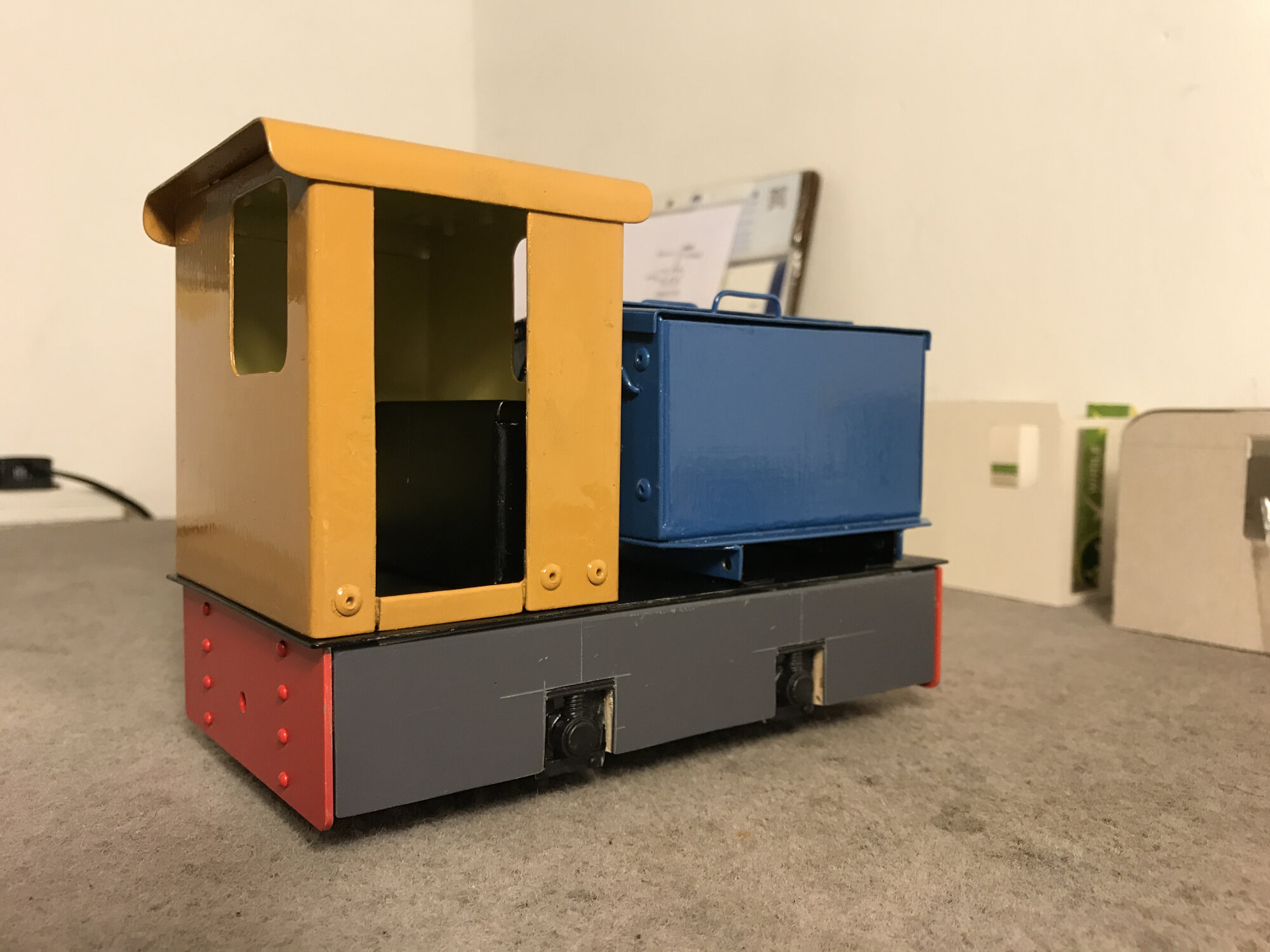 Dry run outer frame face with axleboxes